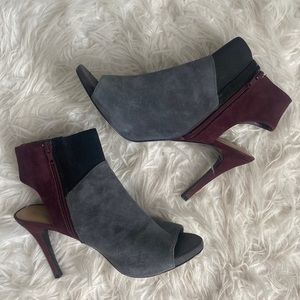 NINE WEST GONE GIRL SUEDE OPEN TOE HEELS